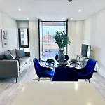 At 37 Citygate Apartament *