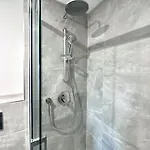 Apartament At 37 Citygate *