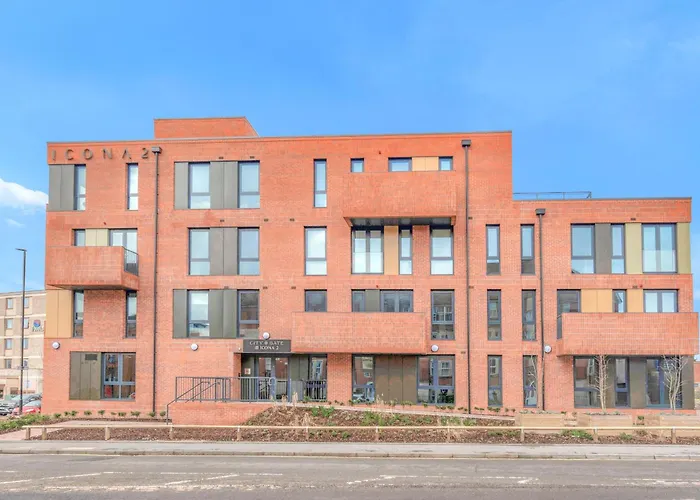 At 37 Citygate * יורק