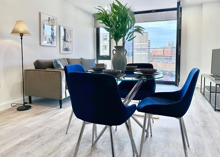 At 37 Citygate * יורק